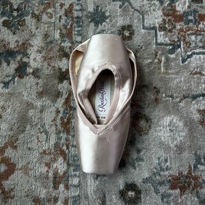 Russian Pointe Rubin Pointe Shoes
